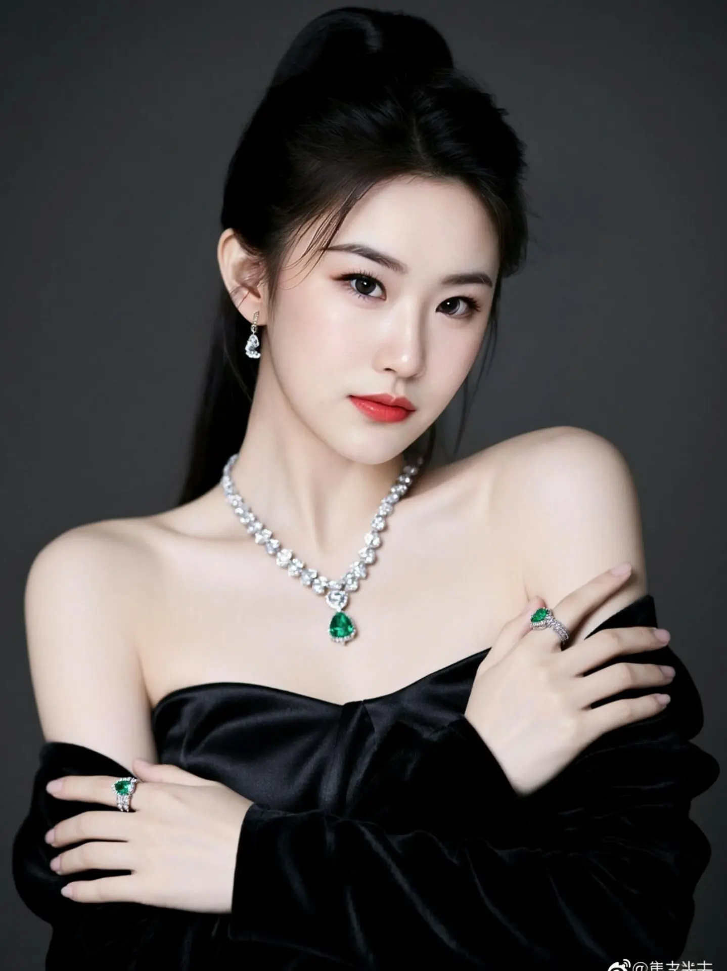 AI冷艳珠宝写真 ai创作