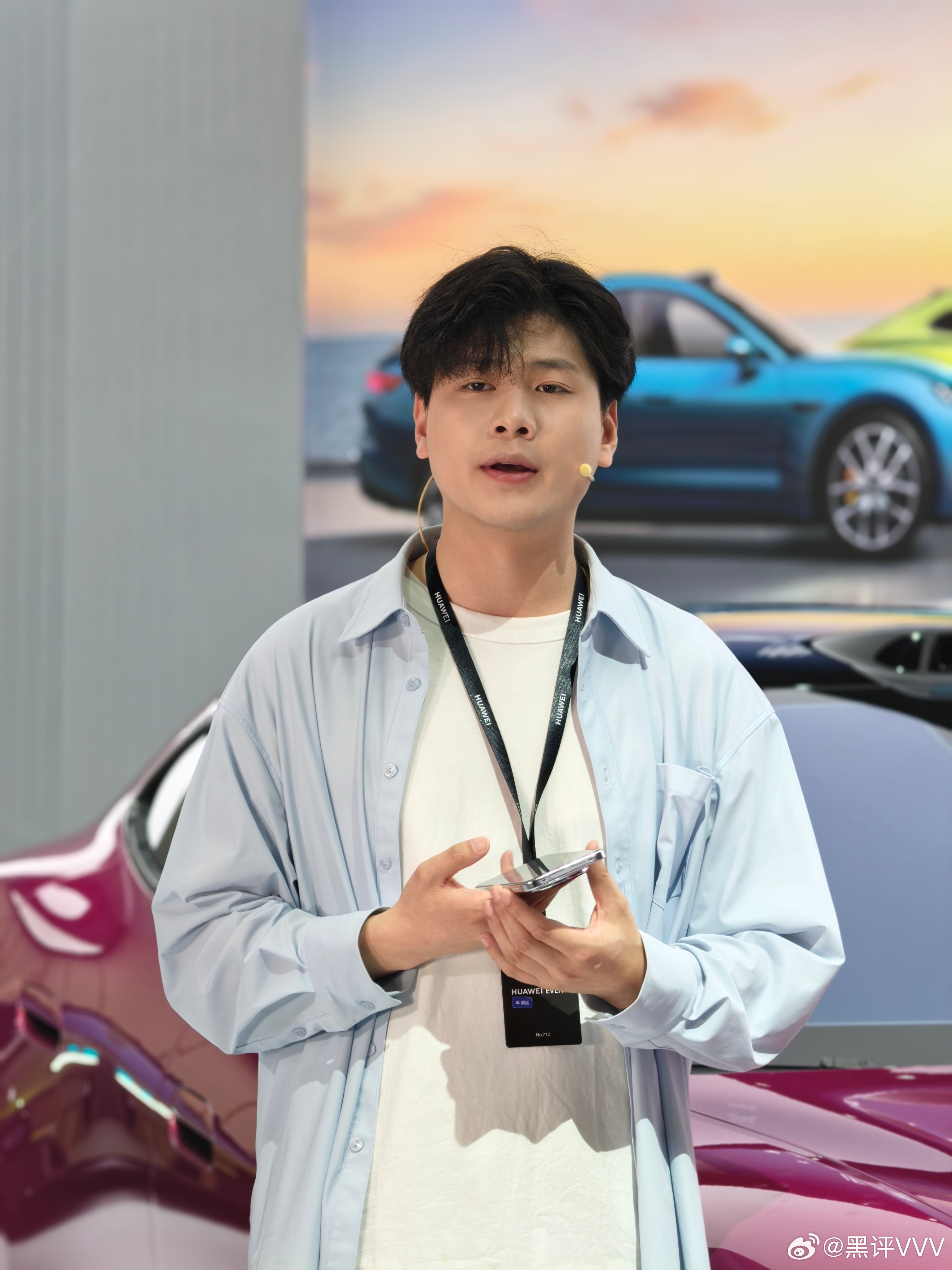 尚界Z7发布会现场实拍预售价22.98万元起定位“高性能科技轿车”十种颜色可选，