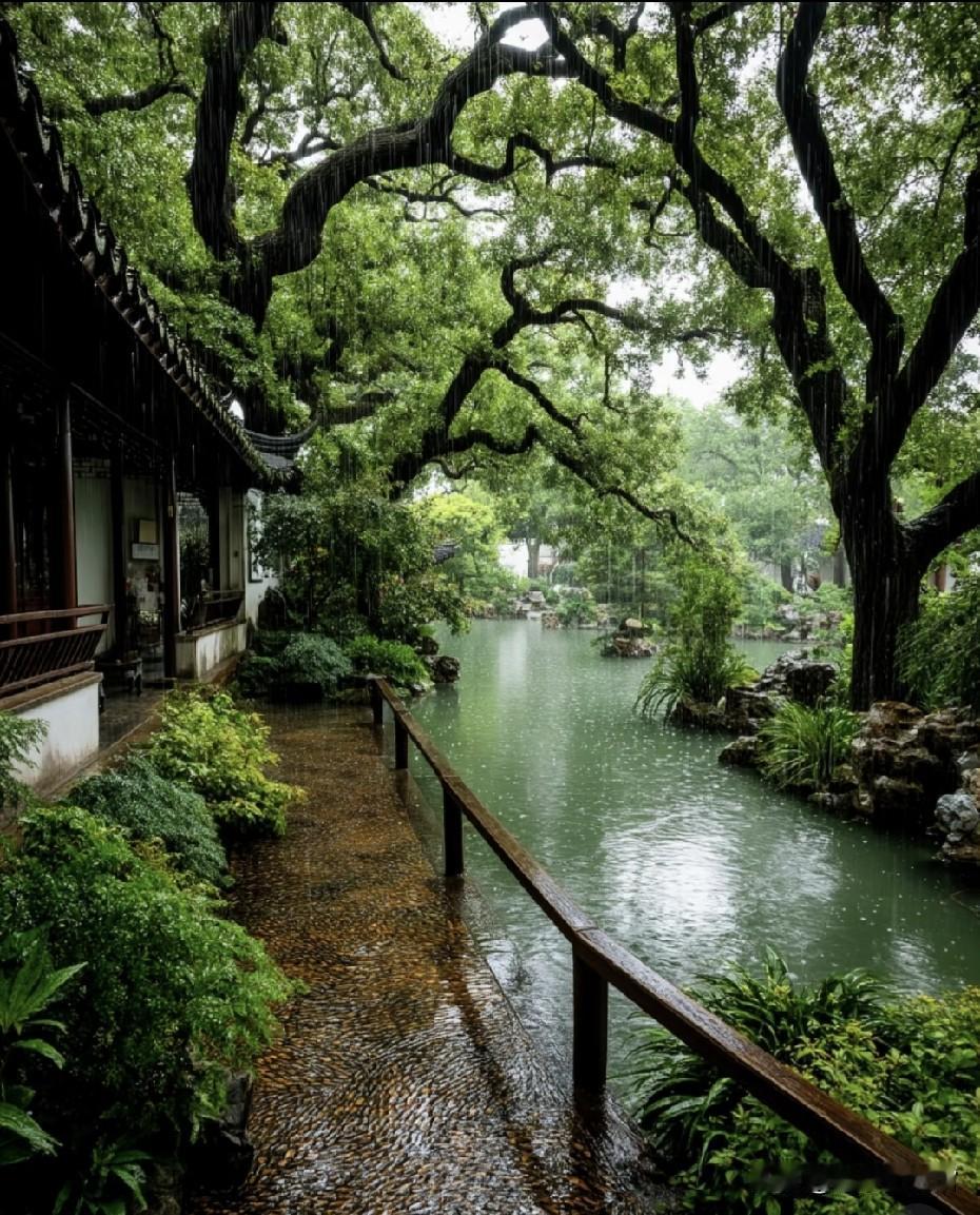 人到晚年一定一定要记住这20条人性铁律：

1. 亲戚间借钱基本等于扔钱，别指望