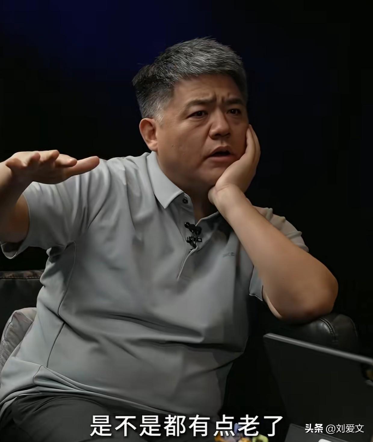 这个樊登，每天卖书教别人怎么饮食怎么减肥，自己这个肚子大的就不知道减减啊？[捂脸