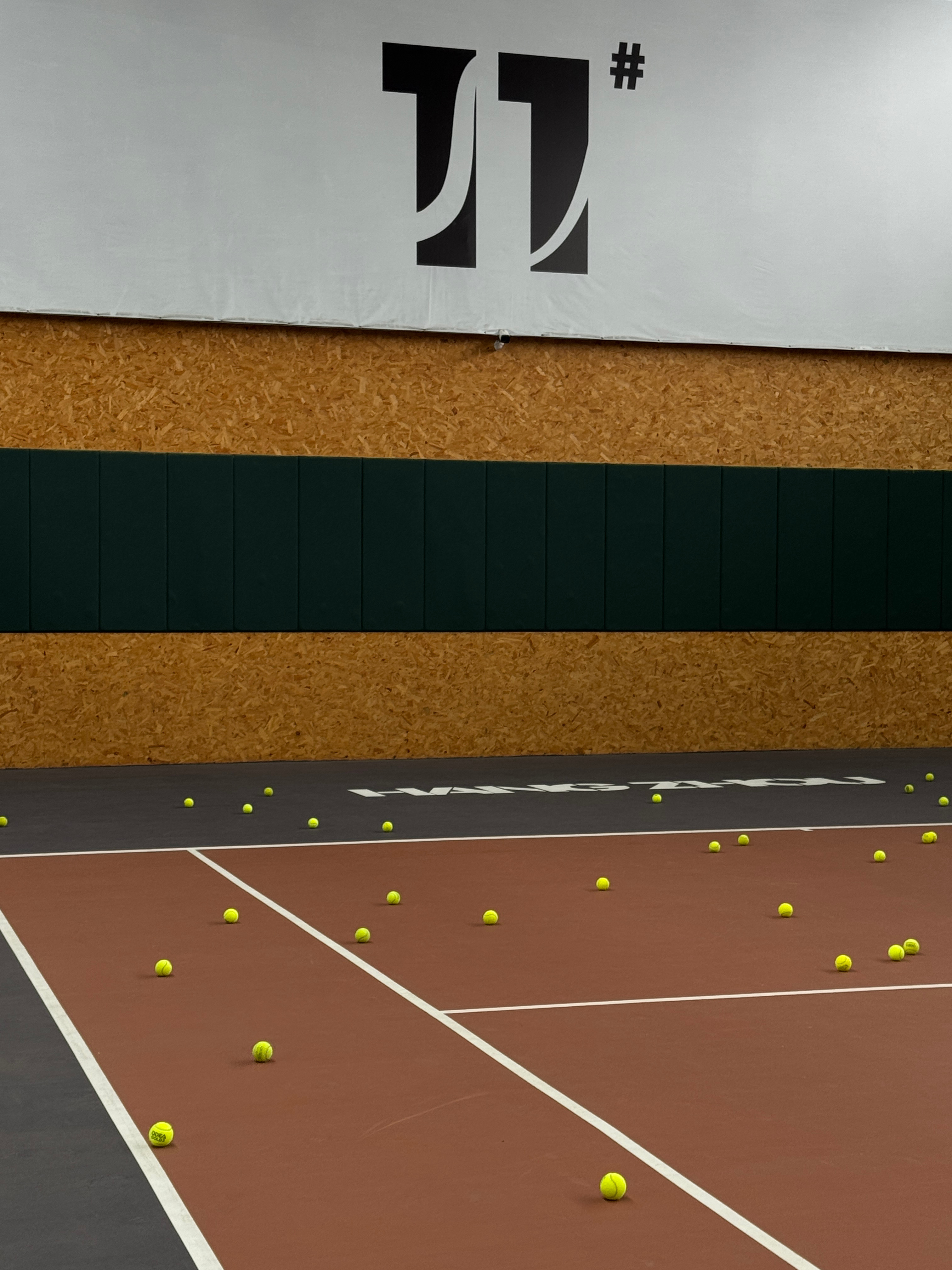 滴 网球卡🎾100个爱好 0个特长 打这么久了还很菜alo的裤子质量真的很差 