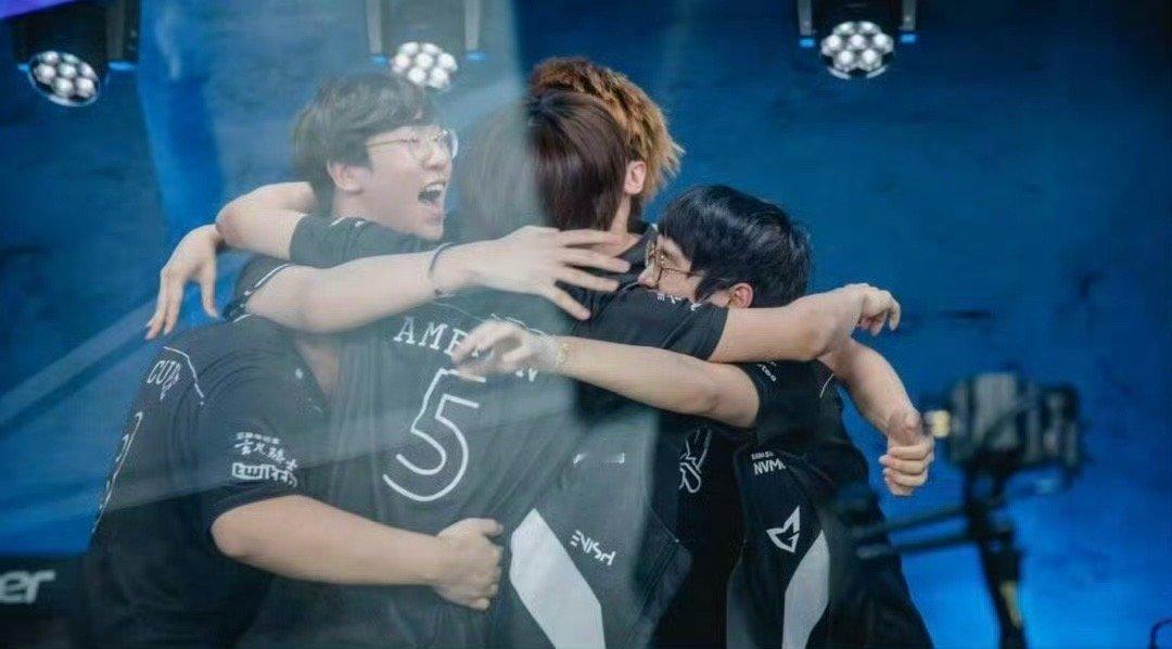 八年前的今天：SSG夺得S7总冠军🏆t1晋级s15总决赛英雄联盟s15s15第