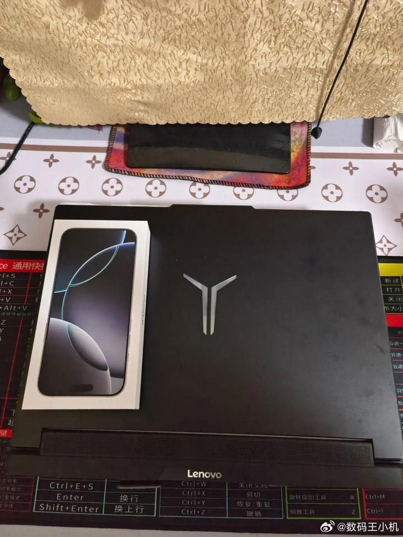 你只是高考完了不是家里发财了年轻人的钱骗不动了，就去骗老人和小孩的了，这个高考三