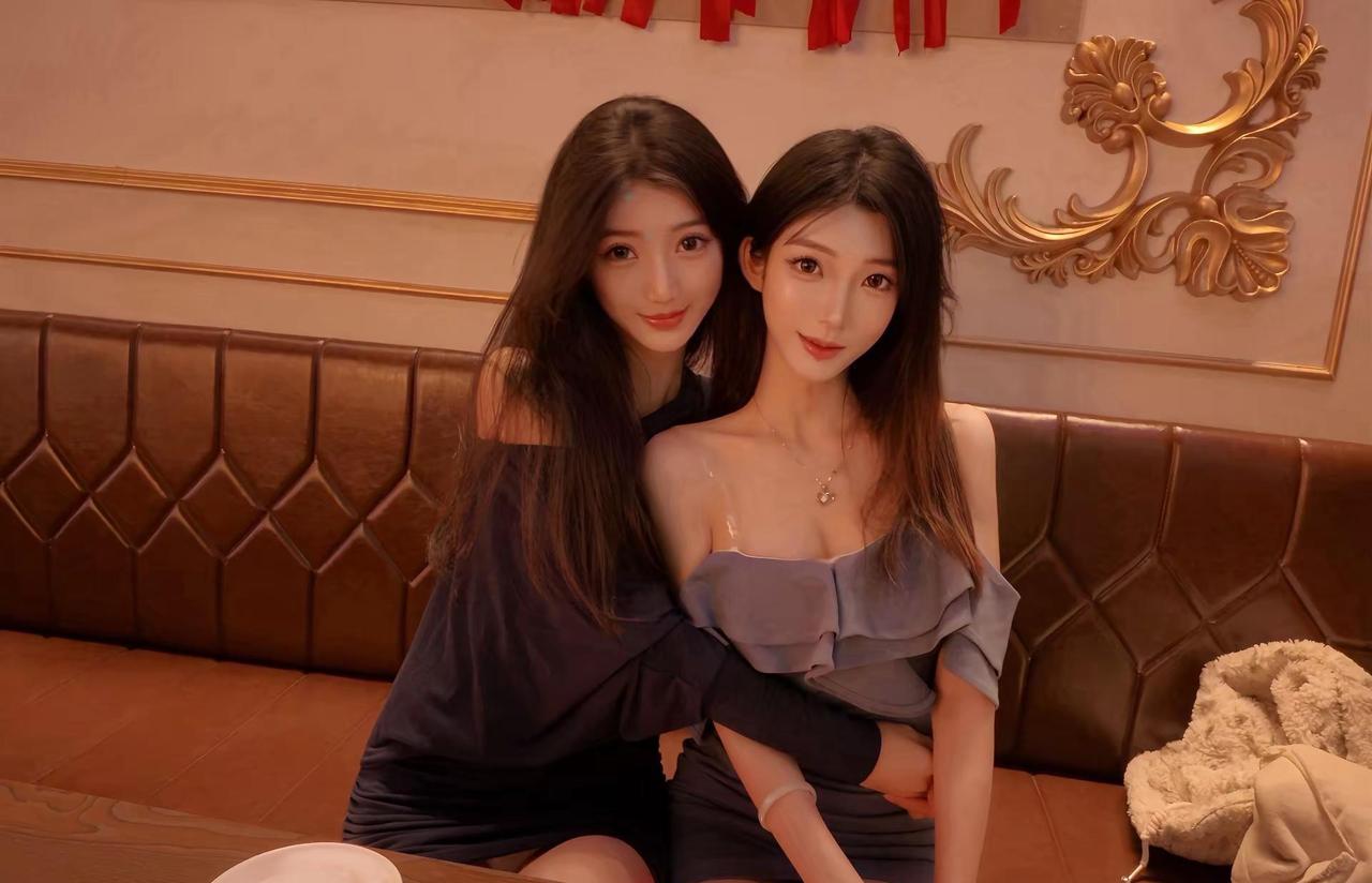 爸爸妈妈去散步 爸爸掉河里了 请问谁没掉河里