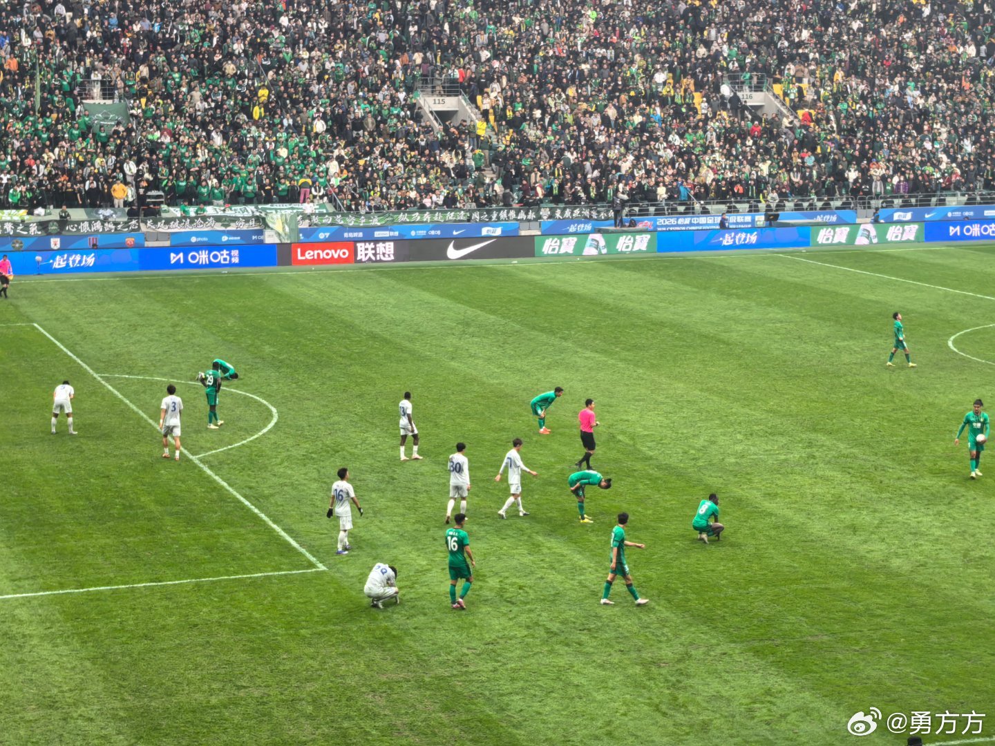 北京国安1比1上海申花  一个很公平的比分，国安确实已经燃尽了，由于受伤的人比较