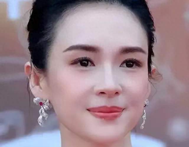 被演技掩盖的美貌！章子怡的头骨脸型到底有多能打！