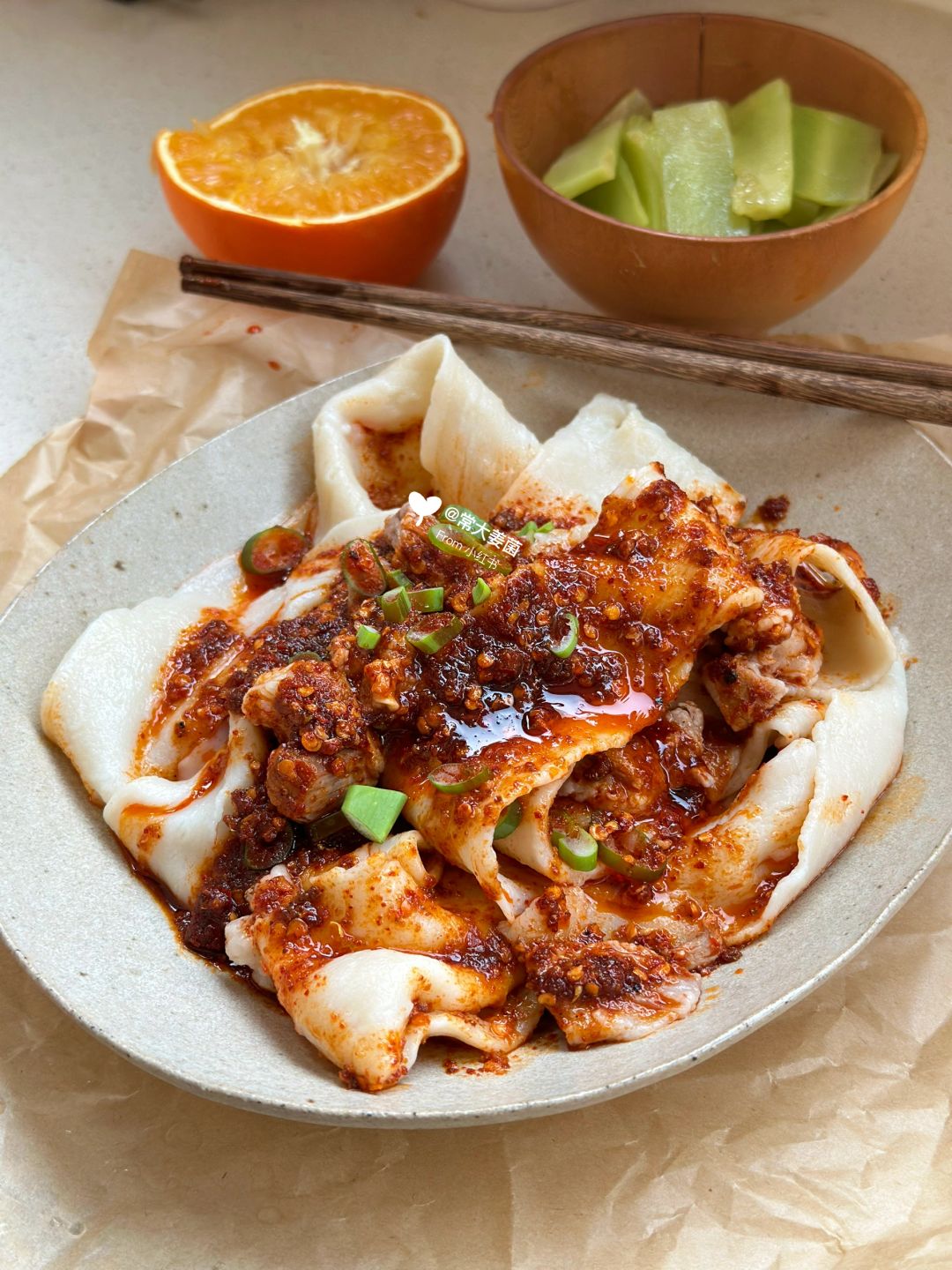 妈妈牌油泼手扯面🍜🤤很香！很香！！！