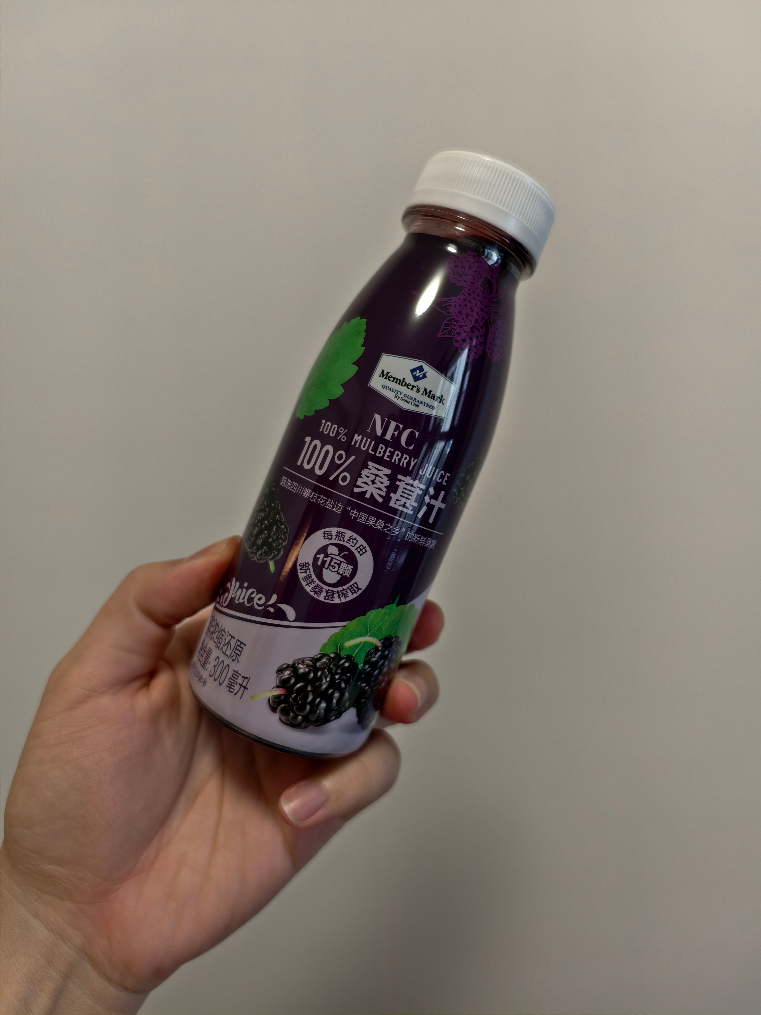 山姆把 FRUTCO 的桑椹汁给下架，换上了自己的桑葚汁，味道和之前的很接近，但