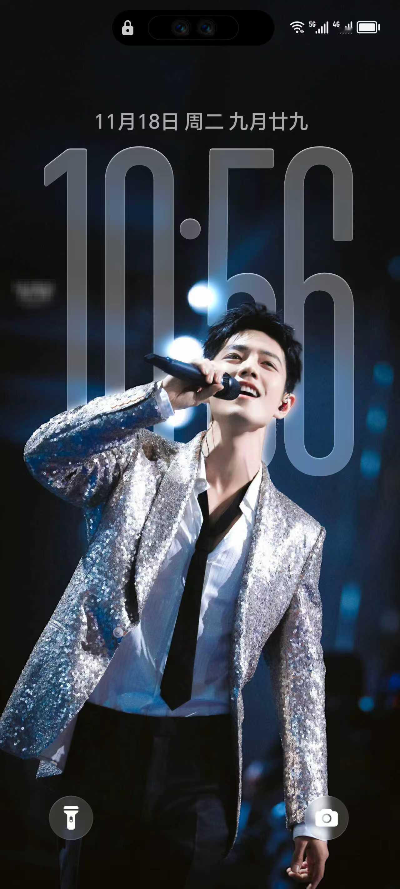 肖战定制手机主题看看荣耀500这个锁屏，肖战太帅了，而且这个长时间不遮挡面部，就