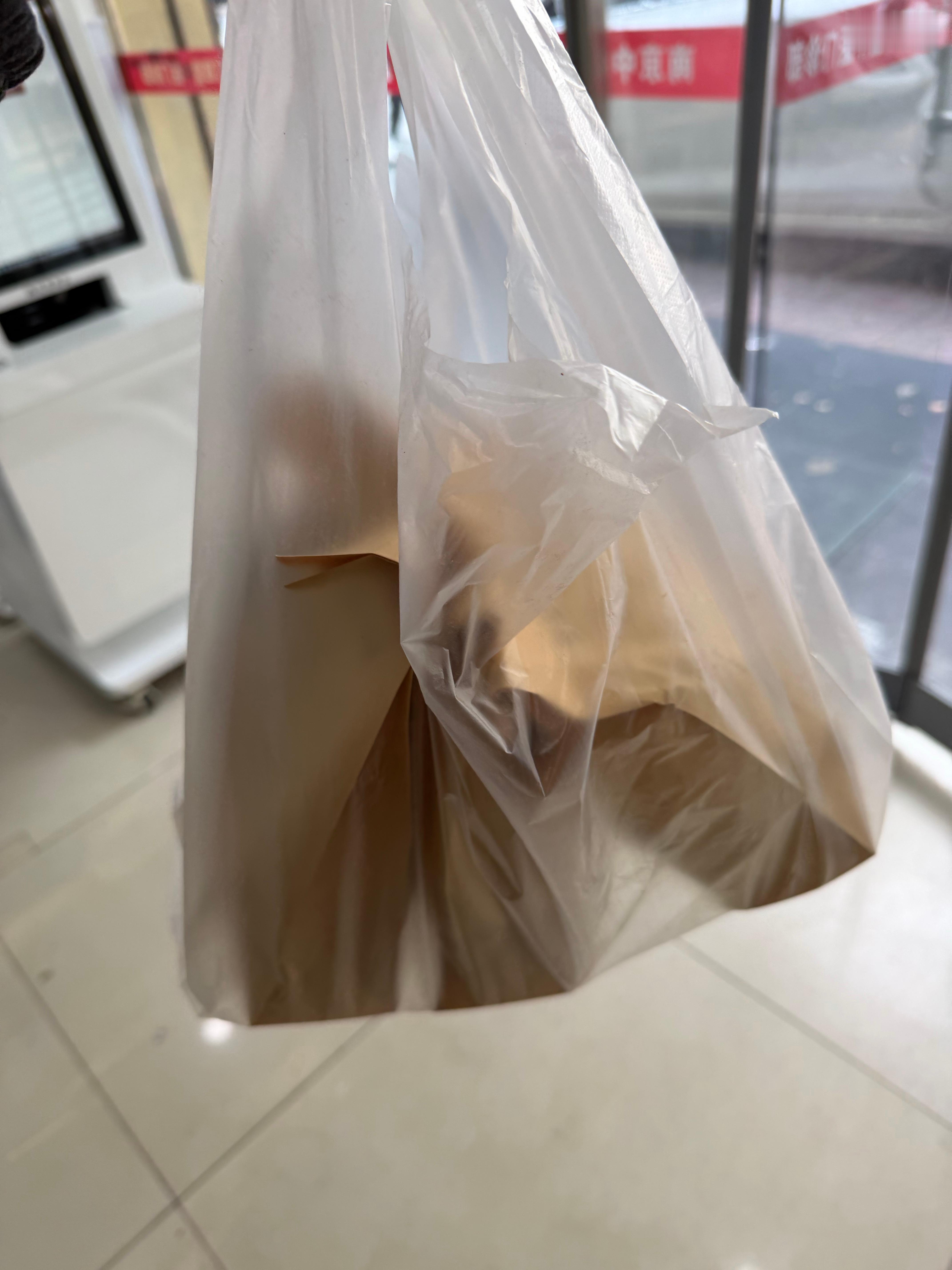 有大半年的时间每个月都有几天会浑身疼，头疼，止疼药都没用。当然还有每月一次的感冒