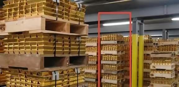 中国存放在美国的600吨黄金，恐怕已经是只有账上的数字，而实物黄金早就不在了。
