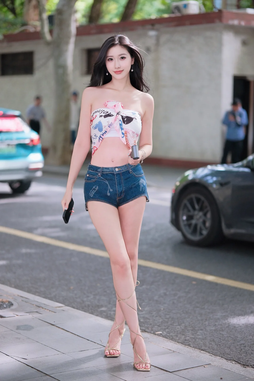 182/60 上海街头又被街拍了