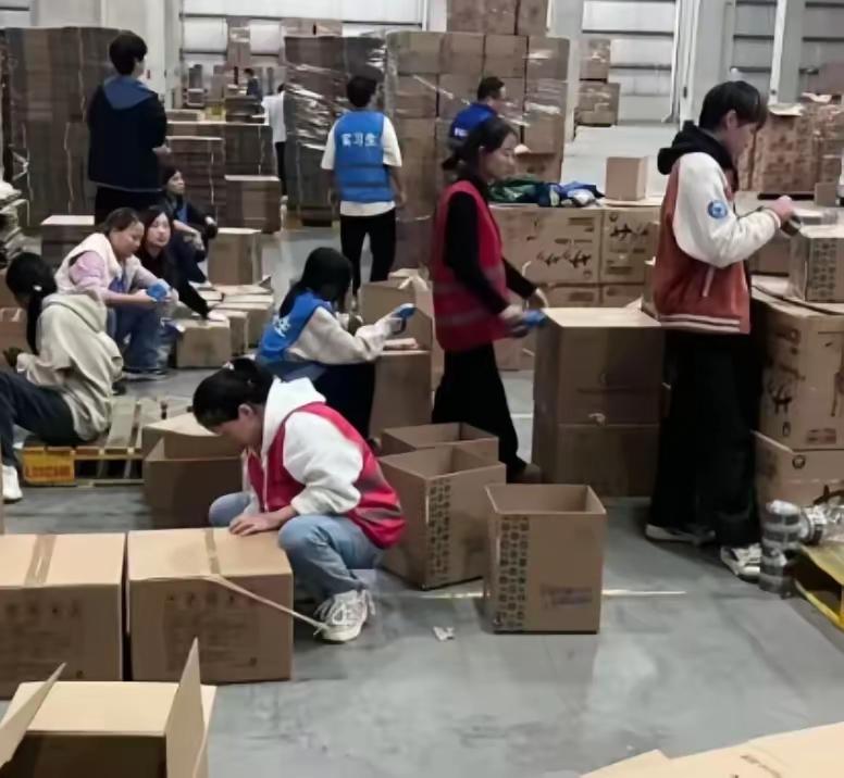 十五五彻底撕开真相：学历泛滥，真正的人才却严重稀缺
 
终于不再自欺欺人！十五五