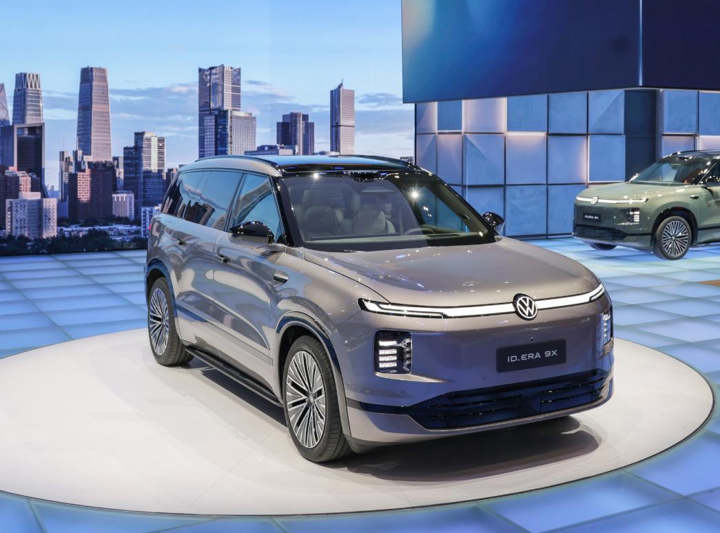 大众终于开窍了？车展实拍ID.ERA 9X有感
北京车展溜了一圈，被大众展台惊到