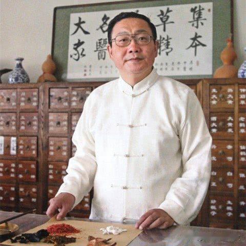 徐文兵有段很实在的话，他说:
“人最该干的事，根本不是天天想什么宏大理想、人生使