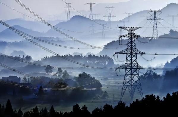美国兰德公司感慨！中国有特高压线路42条！美国一条也没有，其实，这项技术谁都知道
