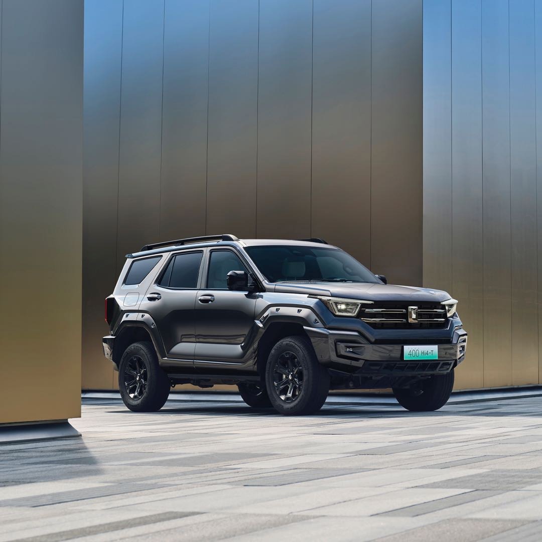 坦克 400Hi4-T 中大型硬派越野车上市，售 27.98 万元起