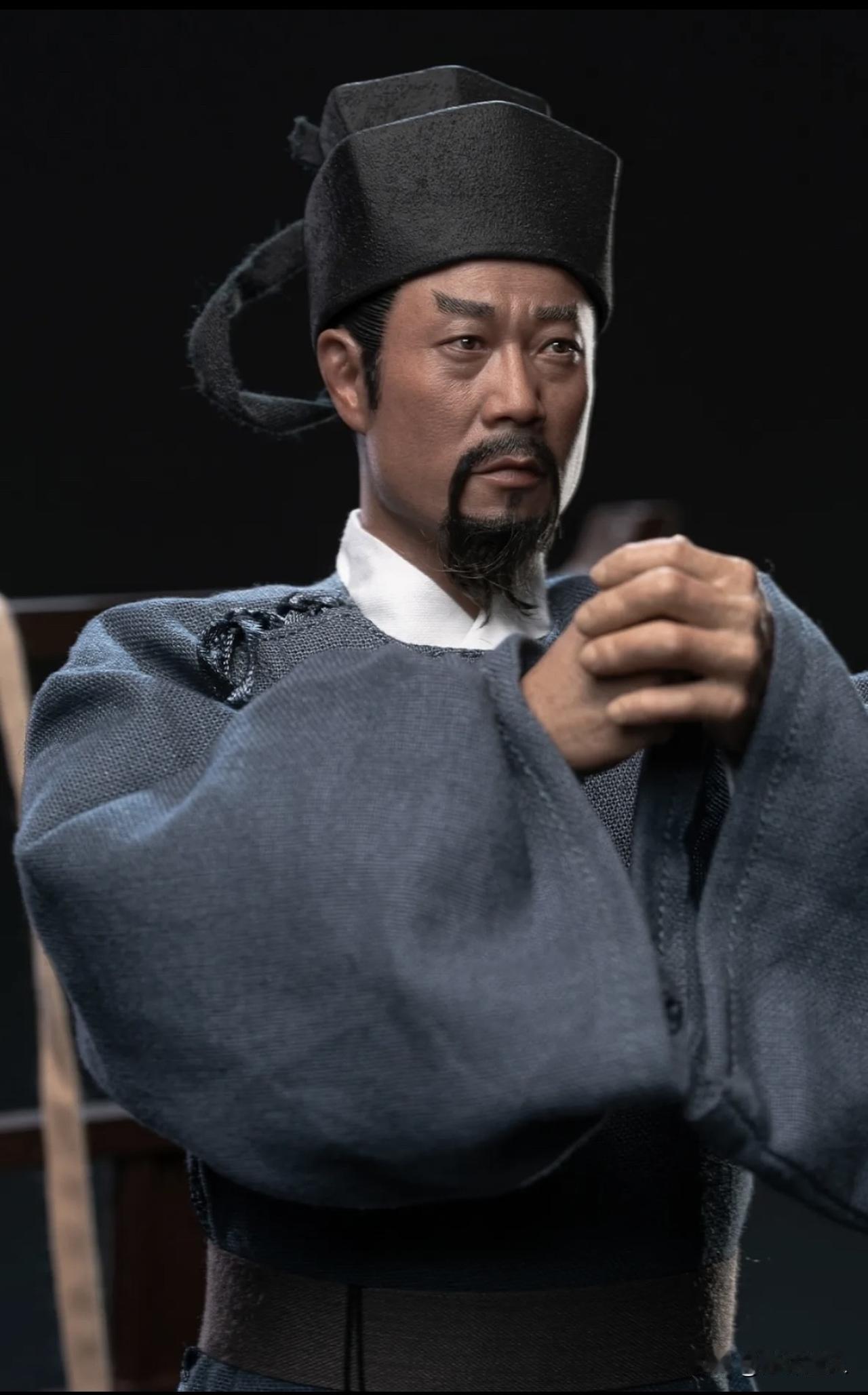 新思维·小人特色：做官时通匪，做匪时通官

有网友私信于我，让我说说宋江这个历史