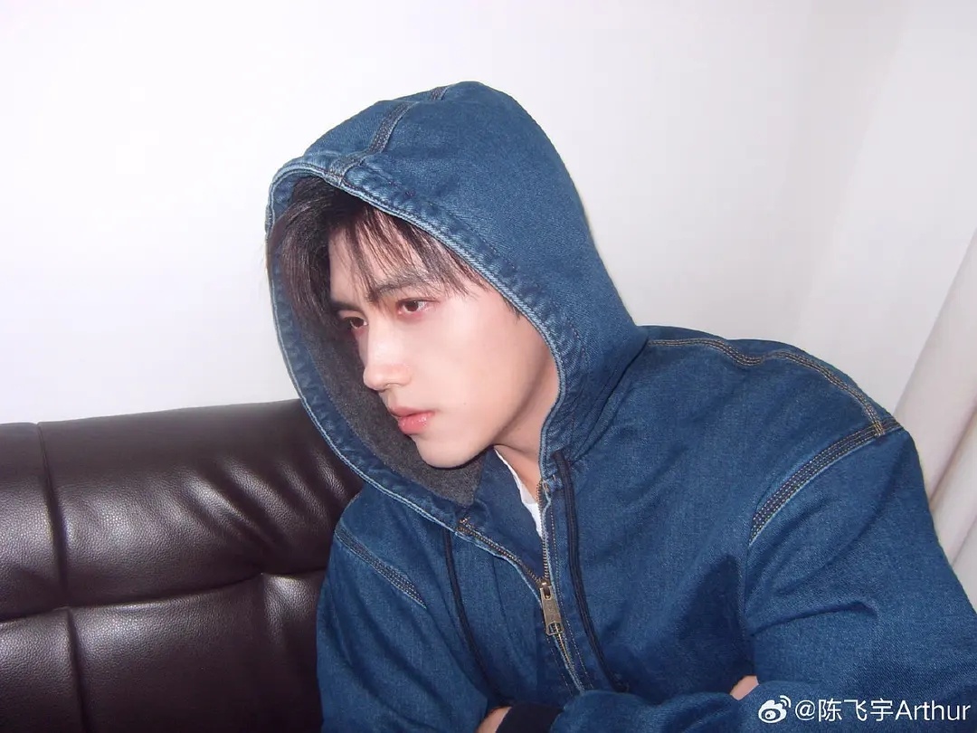 阿瑟瘦回李峋了？他最新状态👇 