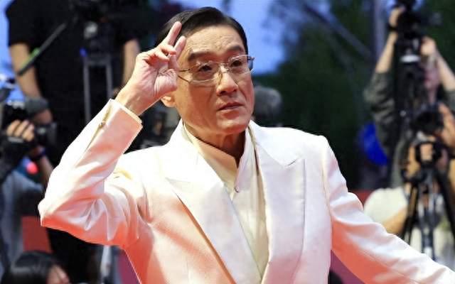 梁家辉不止演技出众，文笔同样令人刮目相看