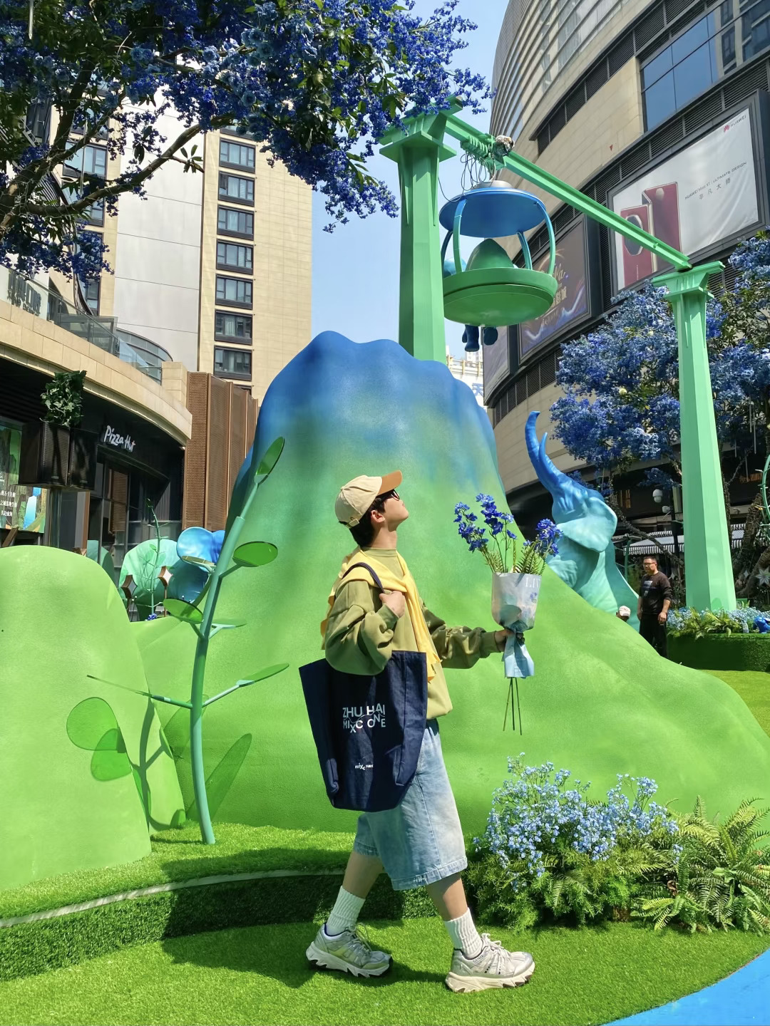 珠海万象汇！竟然有一片城市绿洲！🐘🌴