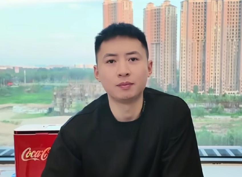 发现了没！方博在乒乓界的人缘，真是好到令人拍案叫绝，刚参加完低级别的两站赛事，下