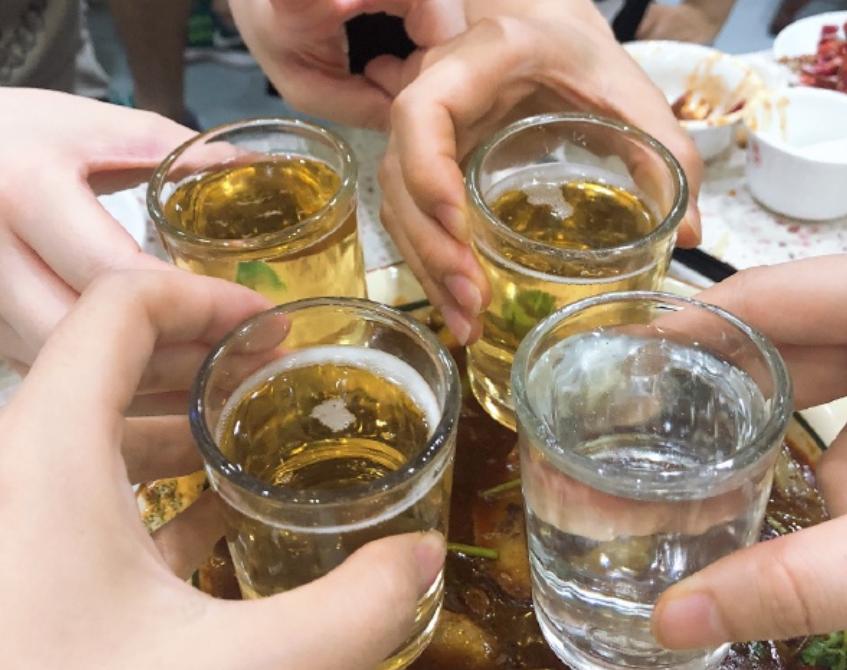 影响神经系经统，造成记忆力减退、智力下降；升高血压，增加高血压患病风险；增加癌症