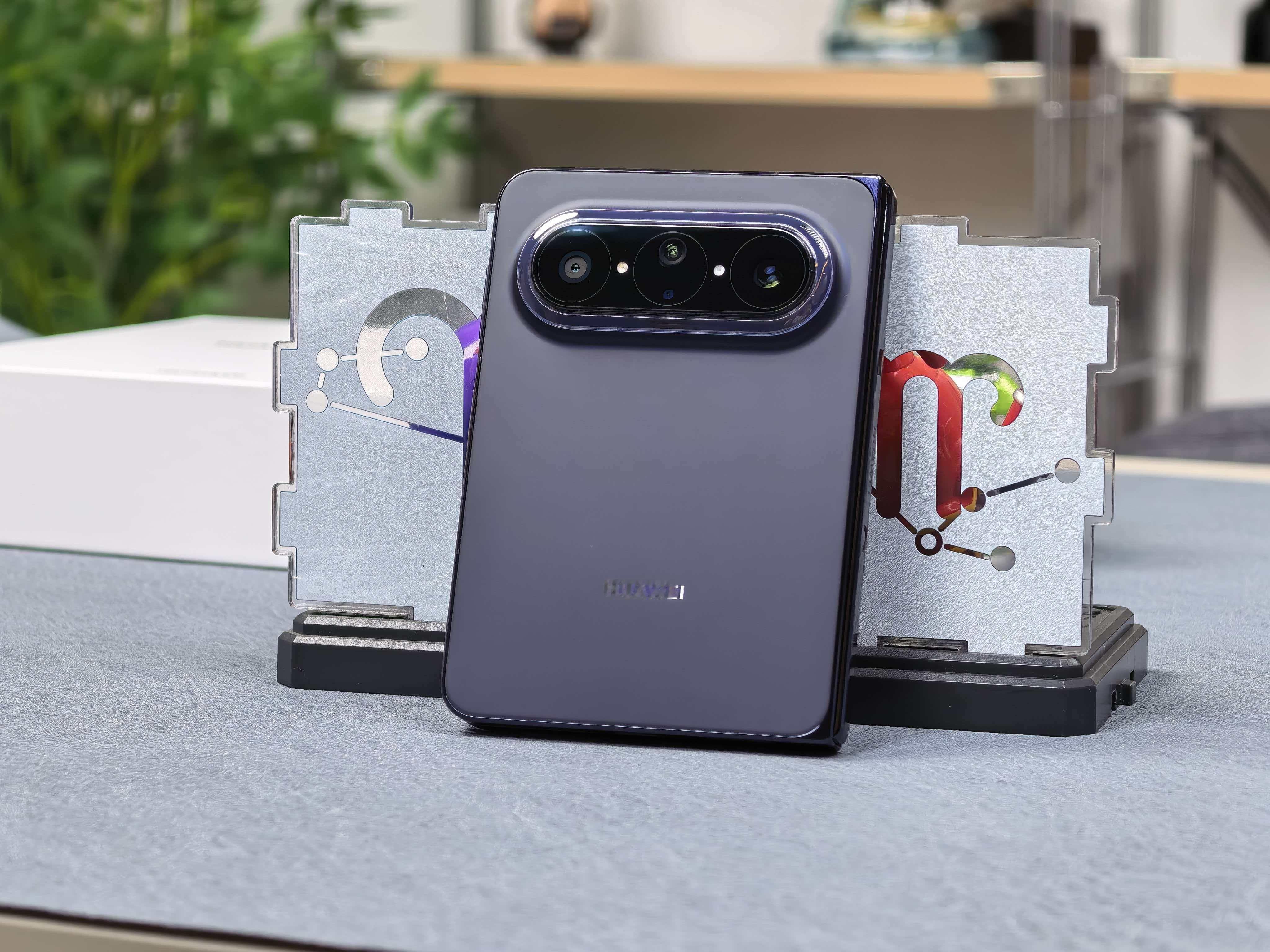 华为PuraXMax卖爆了刚刷了一圈华为Pura X Max首销日的线下盛况，好