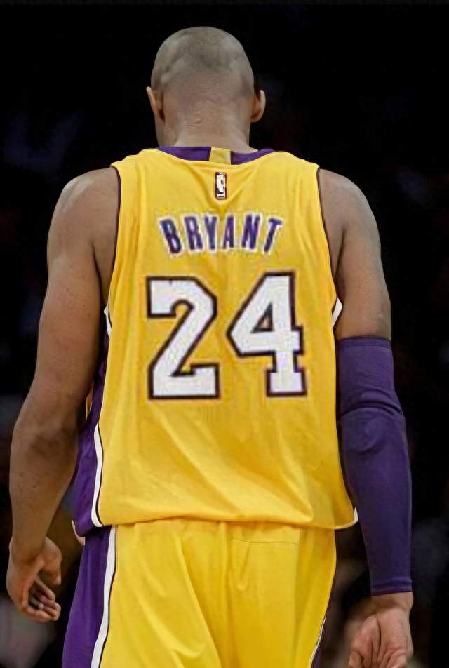 一人一城有多难？NBA仅3人坚守20年，库里能否续写传奇