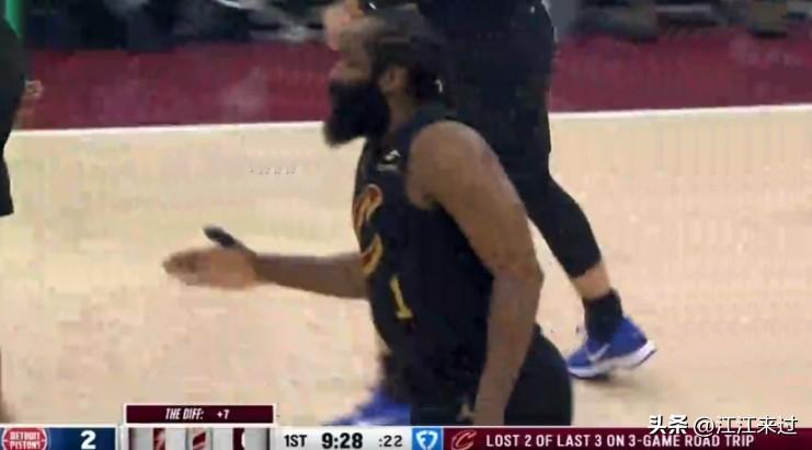 哈登首节高效5中3得到7分，活塞首节27比25领先骑士，双方比赛强度依然很大！骑