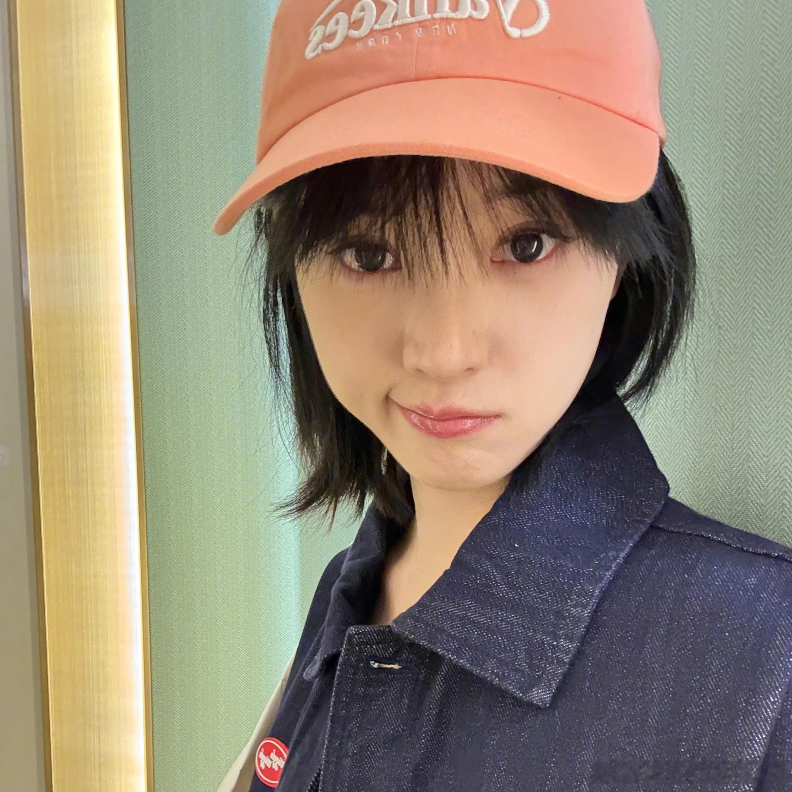 黄灿灿非常完美的体重 170的身高，103斤的体重，这明明是极其完美的比例啊！为