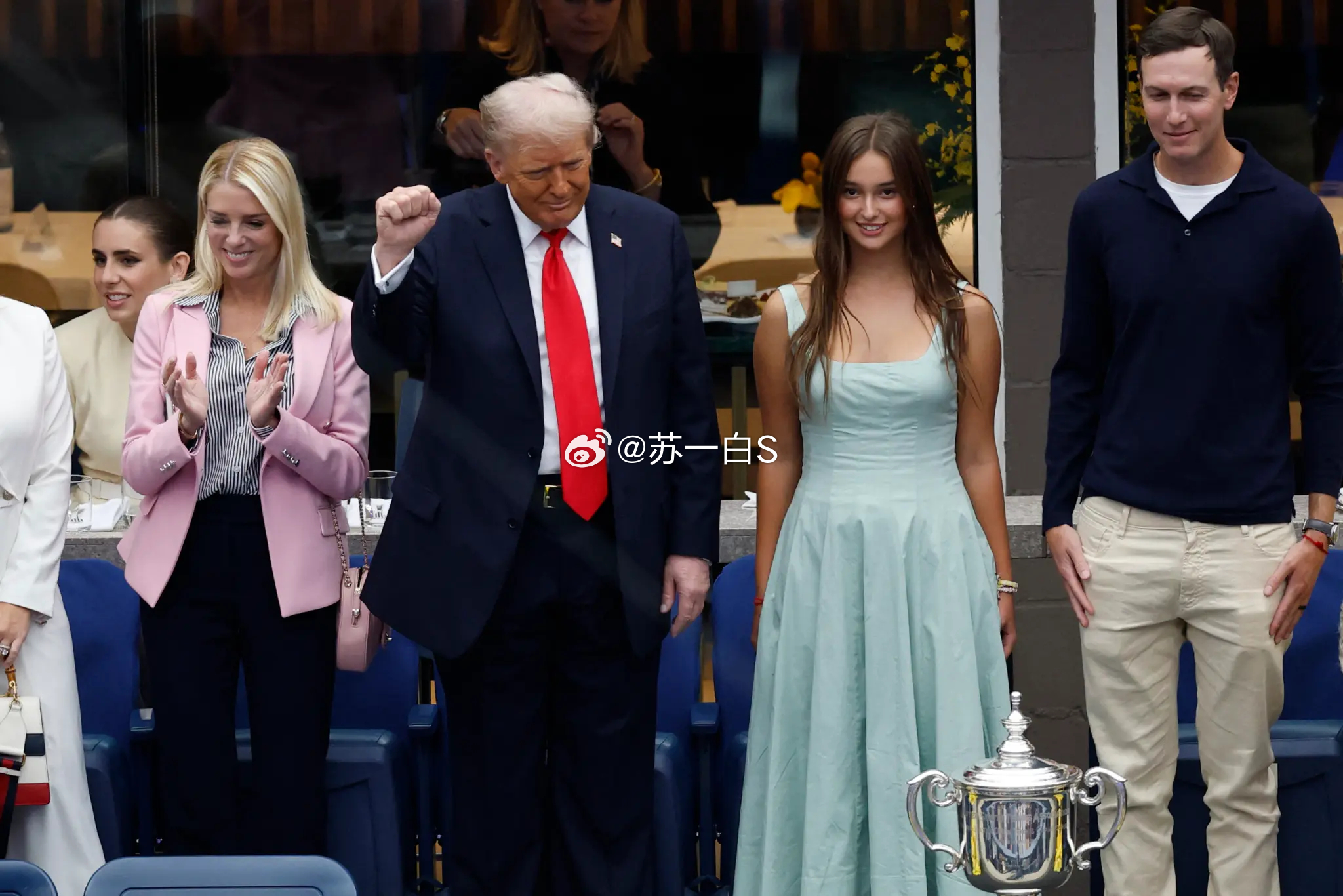 美网男单决赛现场｜Ivanka的女儿Arabella Kushner👇 ​​​