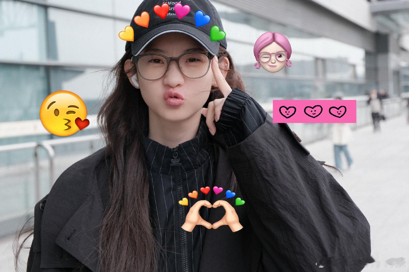 张艺凡张艺凡女明星营业模式一秒切换张艺凡女明星光鲜亮丽的背后 张艺凡女明星光鲜亮