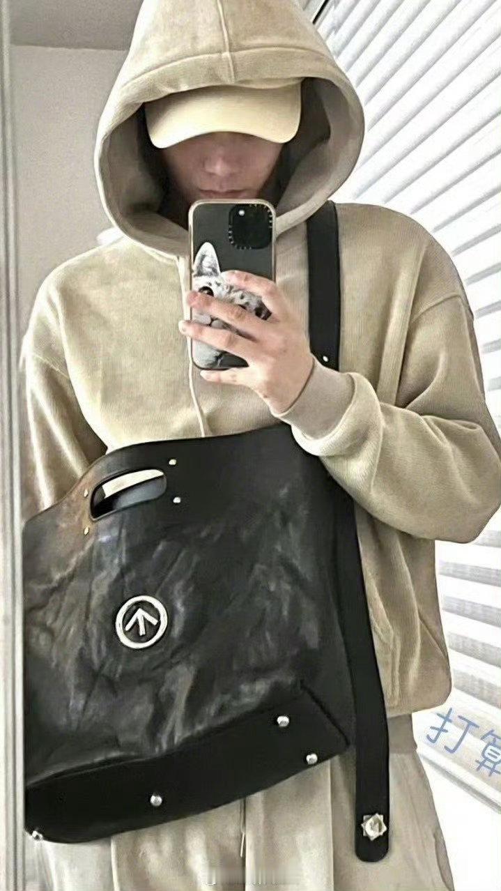 丁禹兮360度无死角的帅气好帅一些丁禹兮对镜自拍照 ​​​