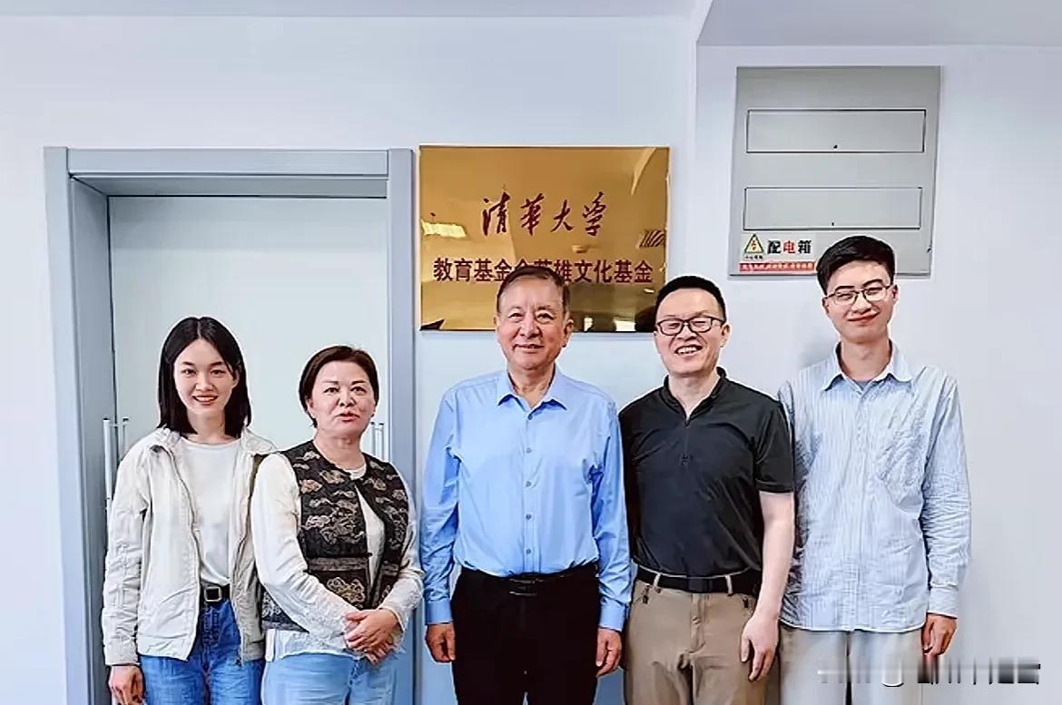 “寒门贵子”庞众望再次迎来好消息，不愧是国家栋梁，不愧是清华大学的人，光凭这一“