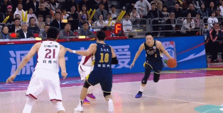 胡明轩这个三分有点虾仁猪心了，13跟16，对对手心理上的压力是有本质区别的。广东