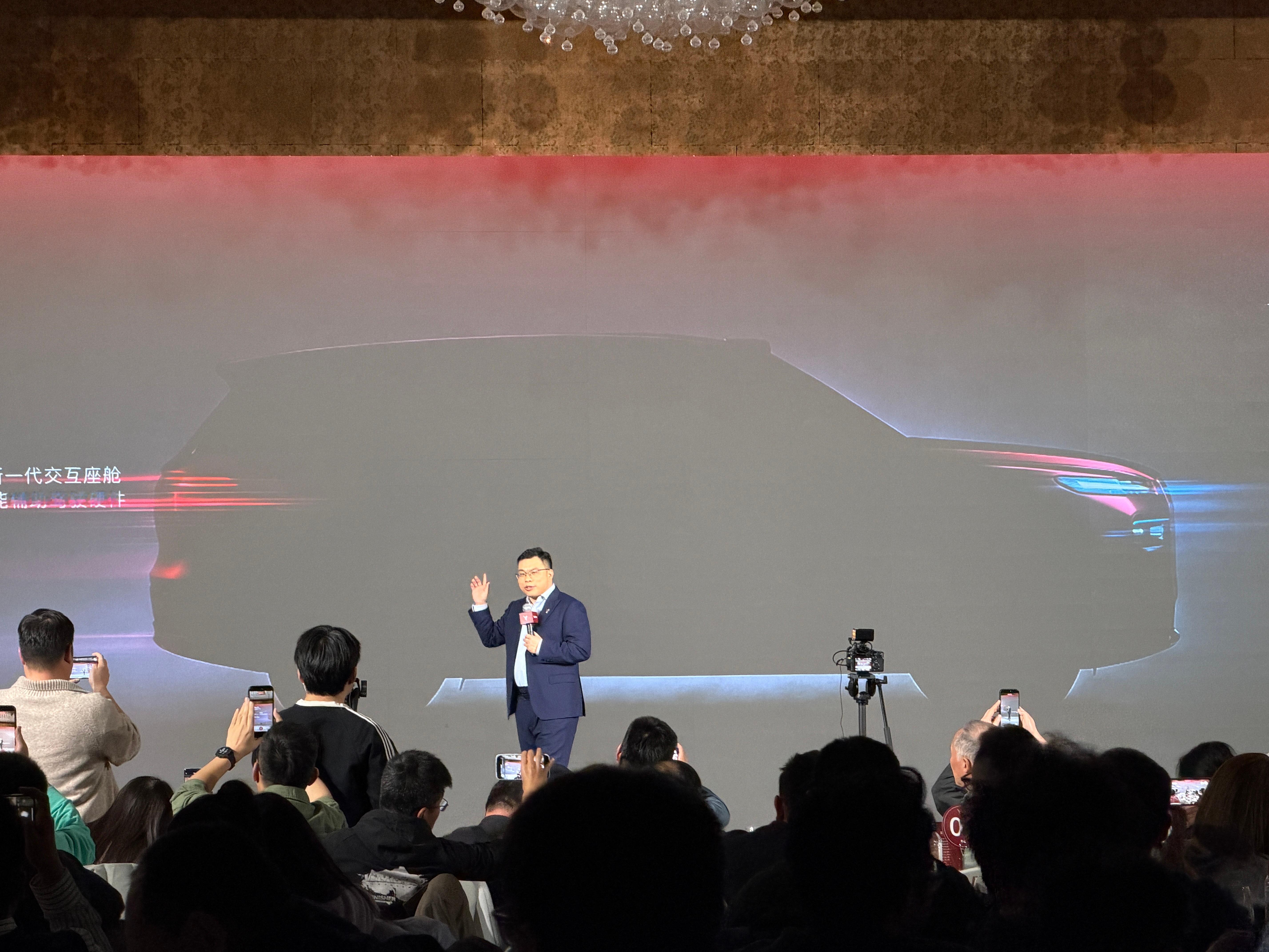 岚图汽车2026年的几个产品1、泰山Ultra，华为四激光雷达2、泰山X8，一台