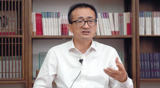 中国消费拉不起来的根本原因，不是老百姓不花钱，是普通人没活路。刘元春教授的数据揭