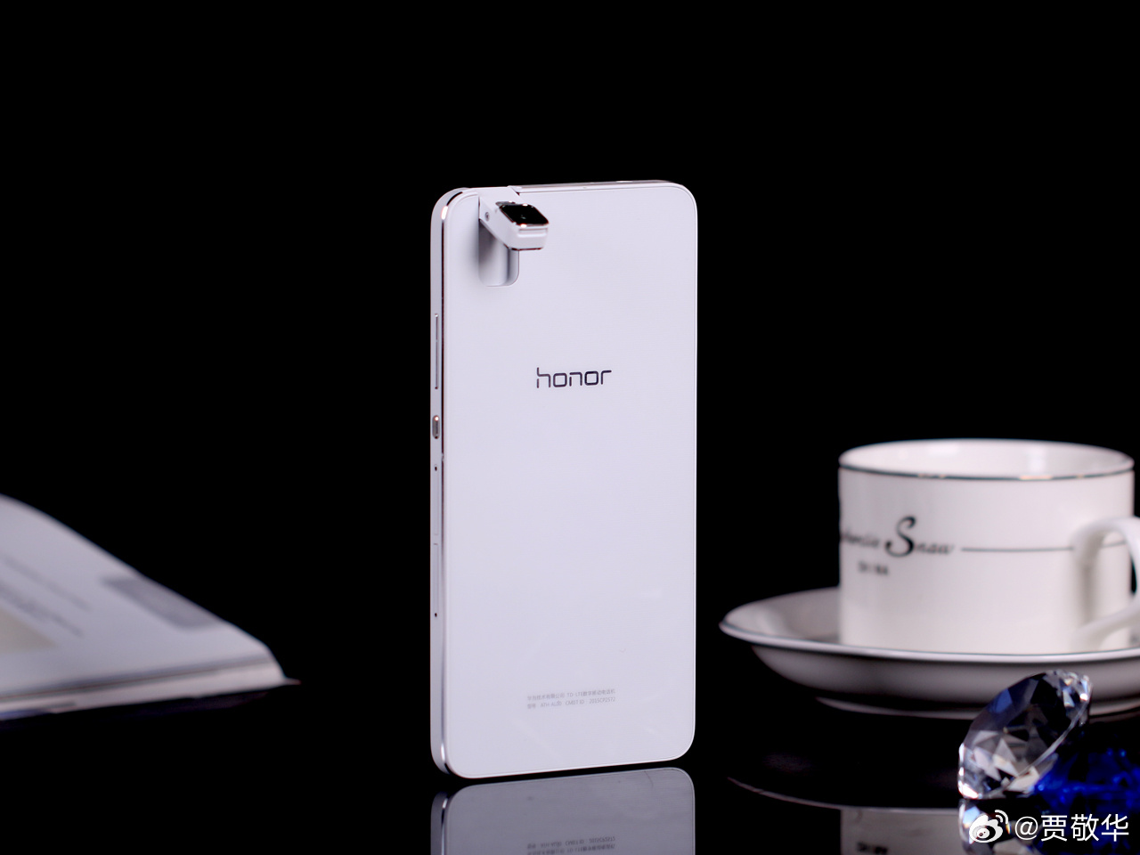 手机老鸟才用过的手机，估计很多人都没用过。这台手机，应该是荣耀云台手机的模型了。