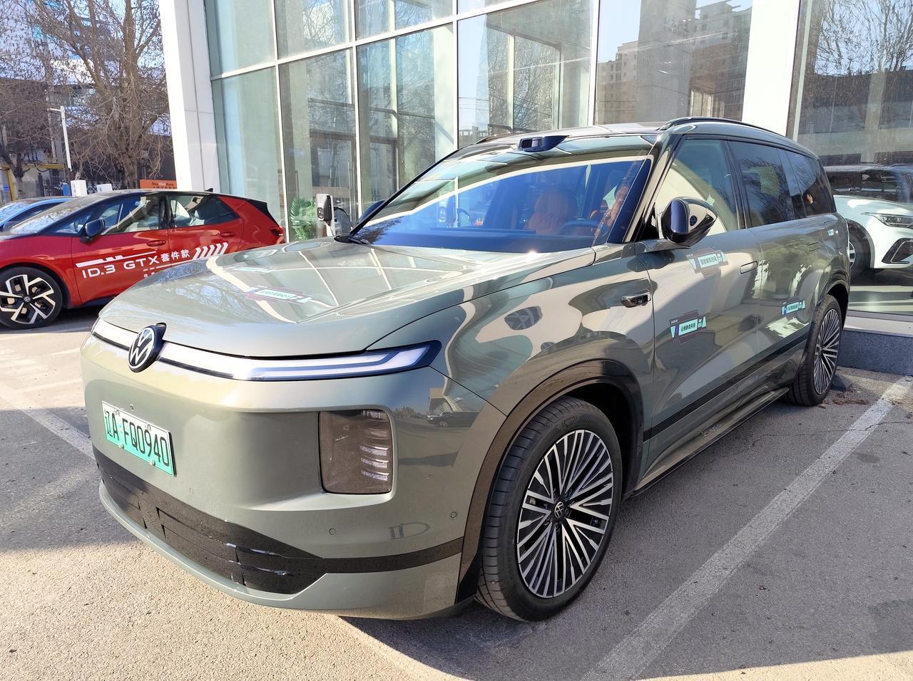 满级旗舰增程SUV《大众9Ⅹ》
   3月30日，上汽大众旗下，一款德系满级旗舰