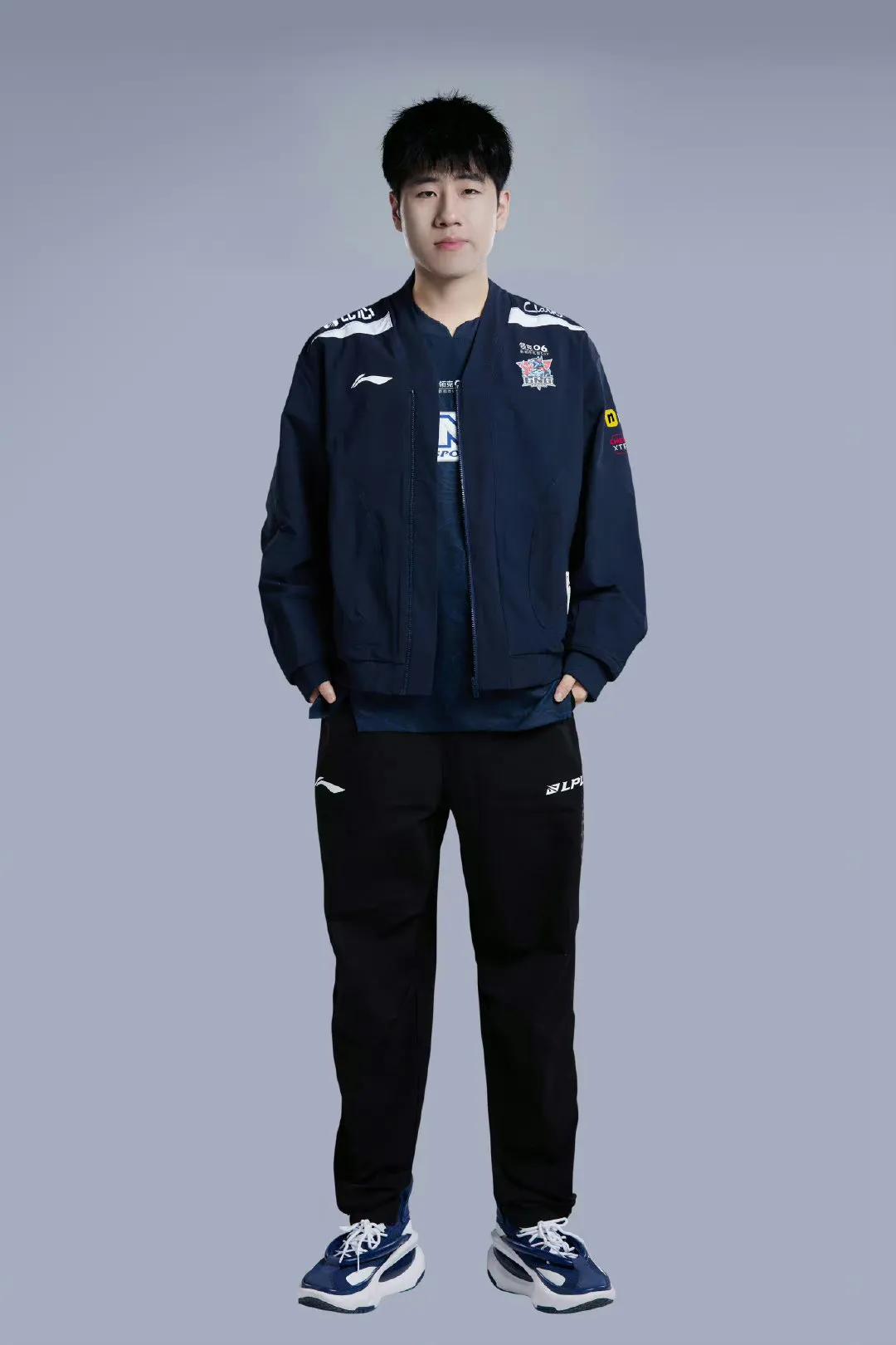 Gala的泽丽第一波在中路被抓
弹幕：三个闪现三个大，不亏
Gala的泽丽第二波