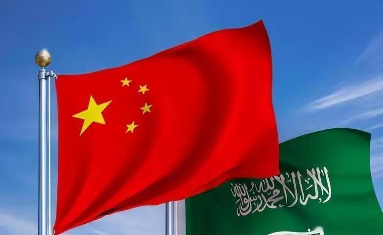 沙特不惧美威胁，同中国签约，19国力挺，中东三足鼎立渐成美国拼命拉盟友围堵中国，
