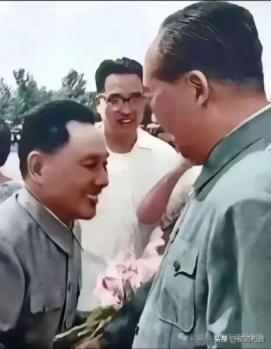 中国共产党，中华人民共和国的缔造者，伟大的领袖和导师，伟大的无产阶级革命家，军事