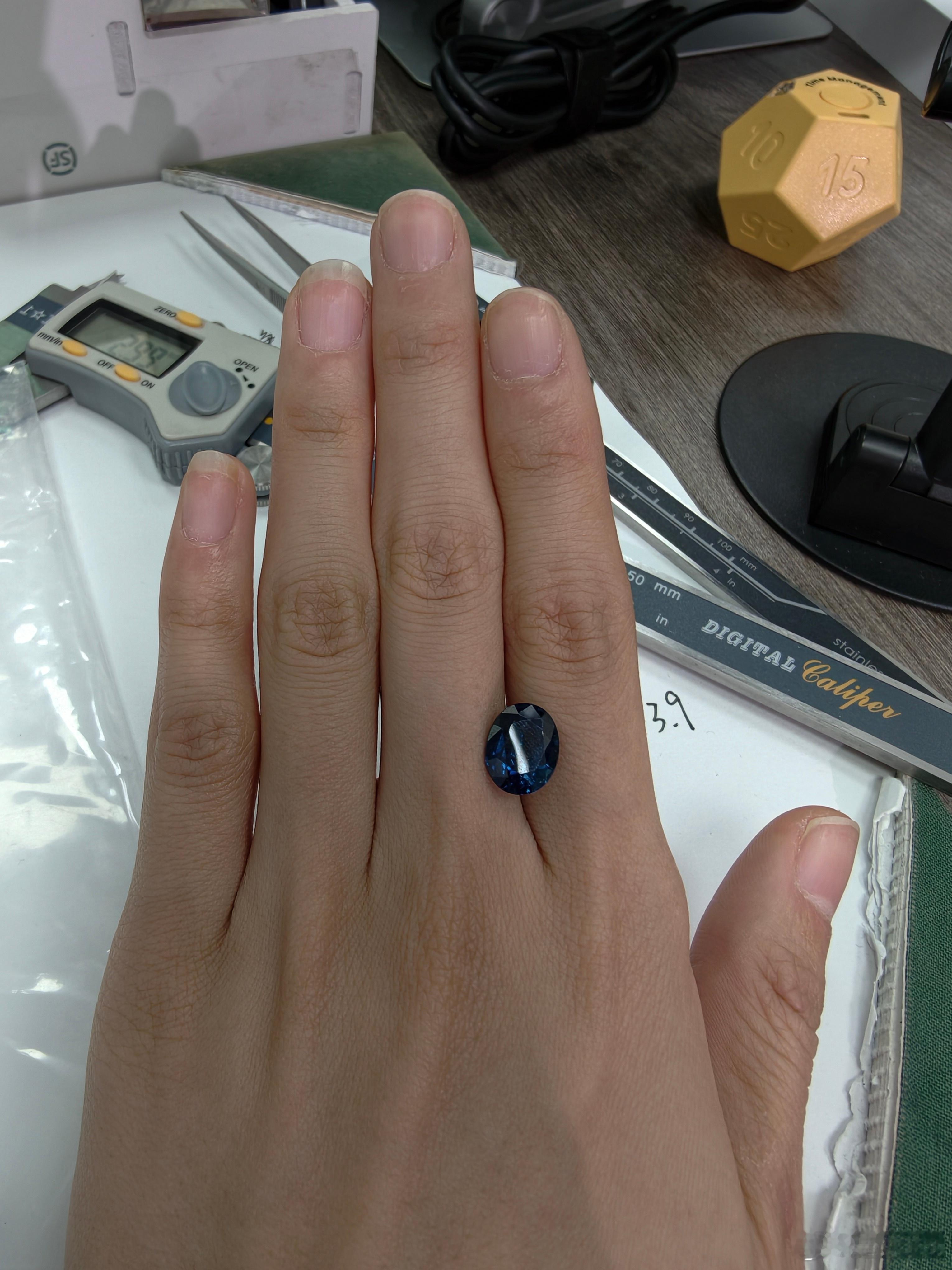 捡到了一个宝石，这玩意能值多少钱？ 深圳