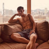 吕武爱看影视剧