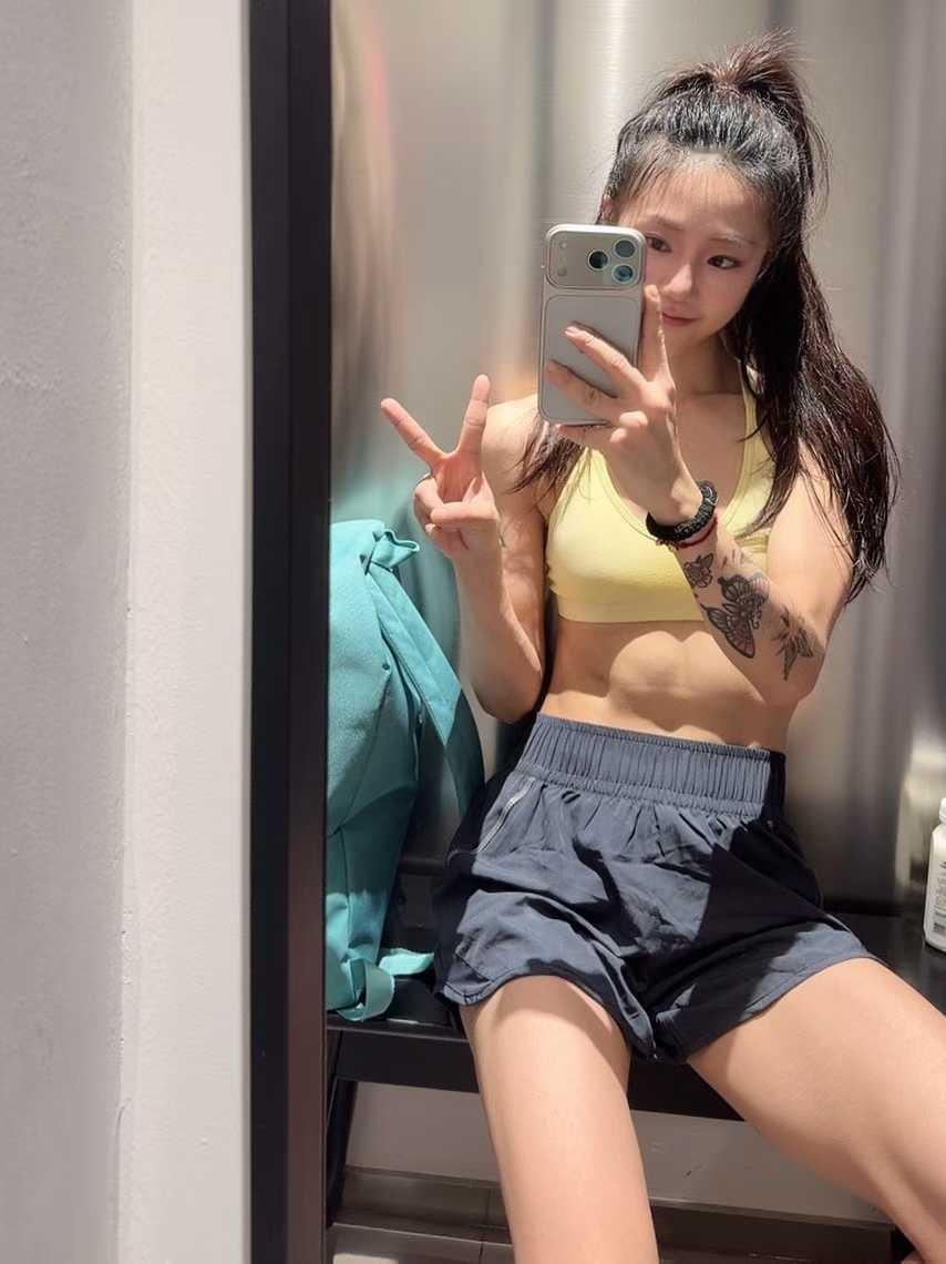 拖延症更一条库存健身日记  彻底燃尽 结束一天课程准备开始工作 看在我这么勤奋的