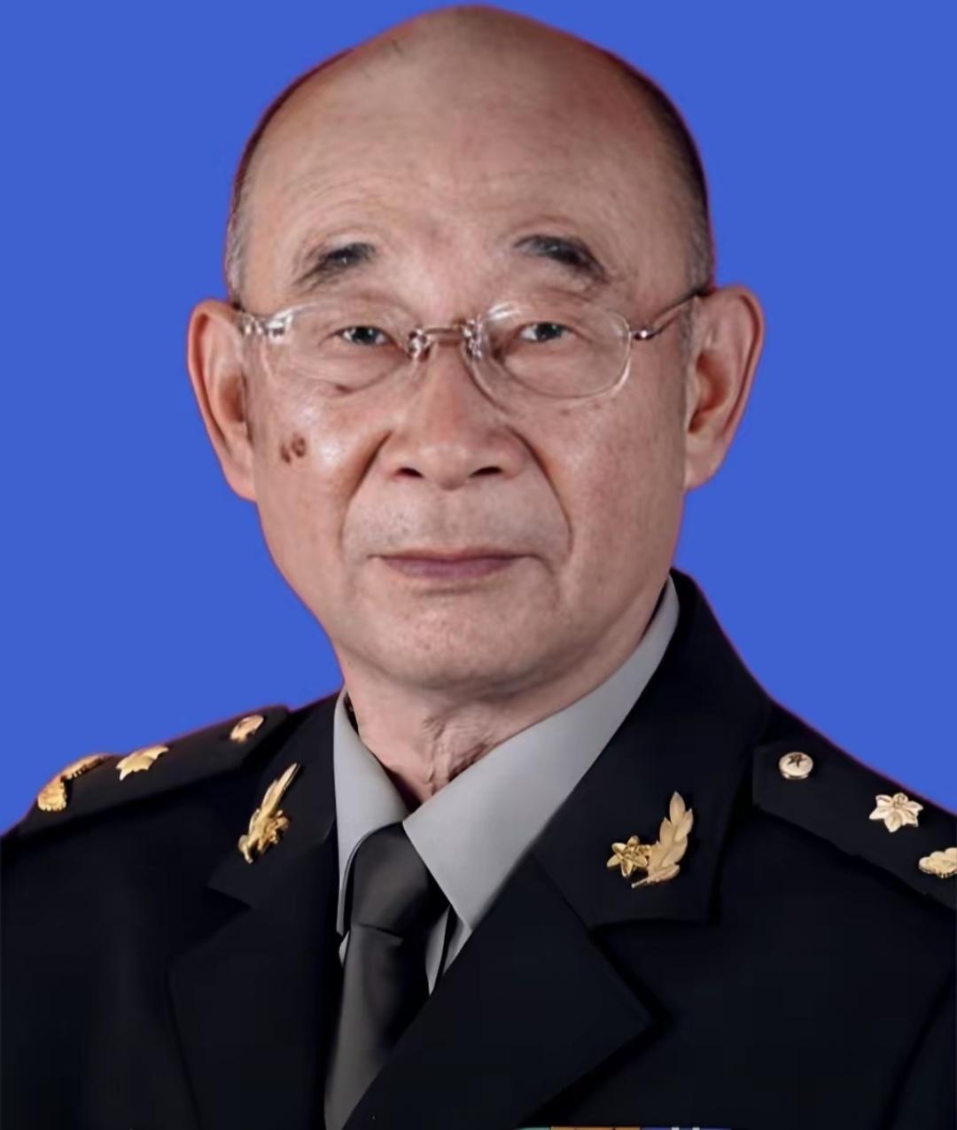 致敬中国激光陀螺之父高伯龙院士
 
国防科技大学光电科学与工程学院教授、博士生导