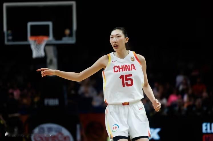 女篮世界杯D组第二轮的一场对决落下帷幕：
中国女篮以74-70拿下胜利，四节具体