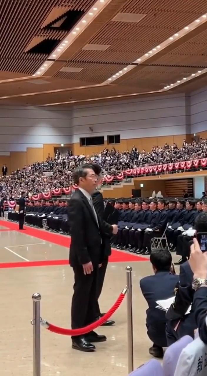 这个呀，哦，哦，哦哦。