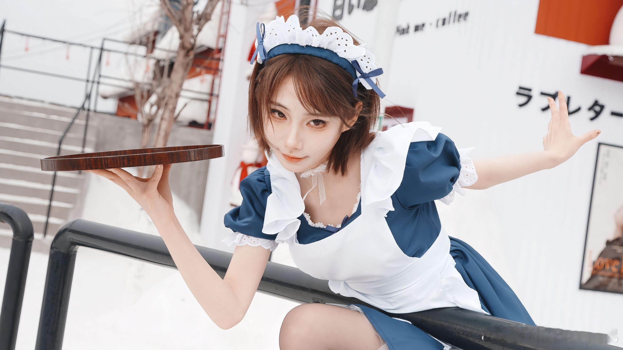 约拍 请尽情吩咐美女绘梦长廊